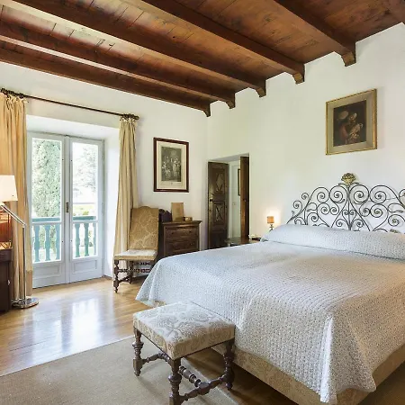 Villa Sleeps 8 Pool Air Con Wifi Lesa