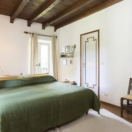 Sleeps 8 Pool Air Con Wifi Villa Lesa